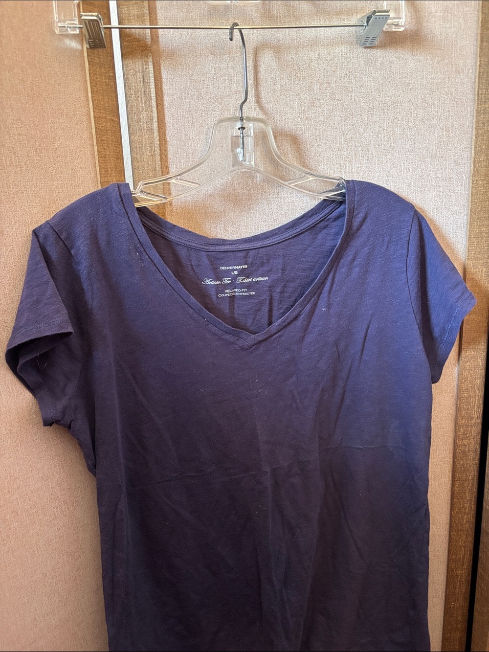 Denver Hayes Navy V-Neck Short Sleeve Tee Large